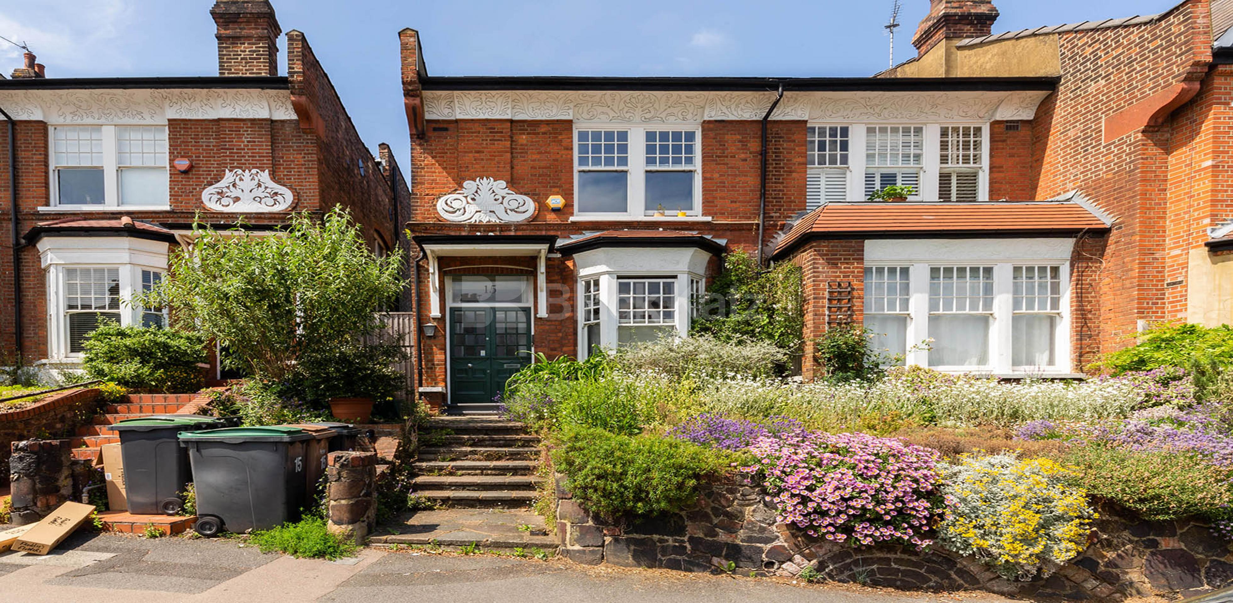 1 Bedroom, 1 bath, 1 reception Ground Floor Flat			 Dukes Avenue, MUSWELL HILL N10